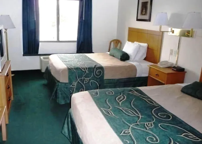 Travelodge By Wyndham 2*