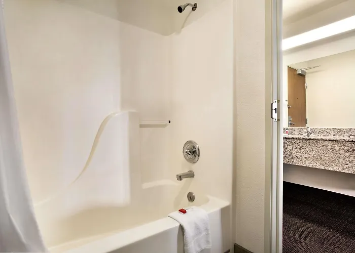 Hotel Travelodge By Wyndham 2*