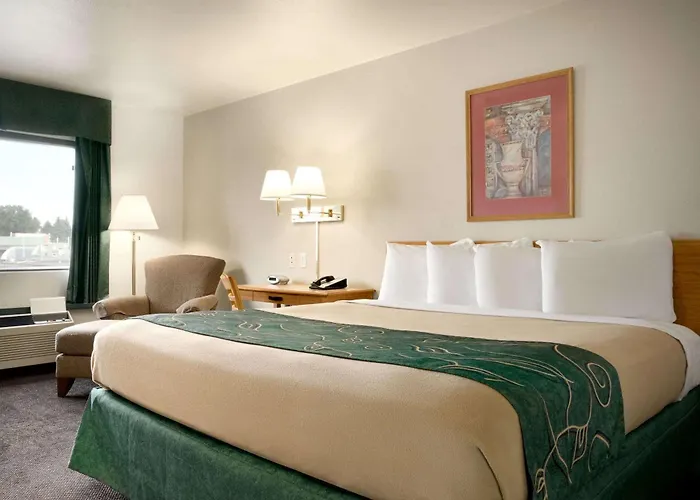 Travelodge By Wyndham Hotel 2*